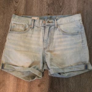Gap Denim Boyfriend Shorts (sz. 26)